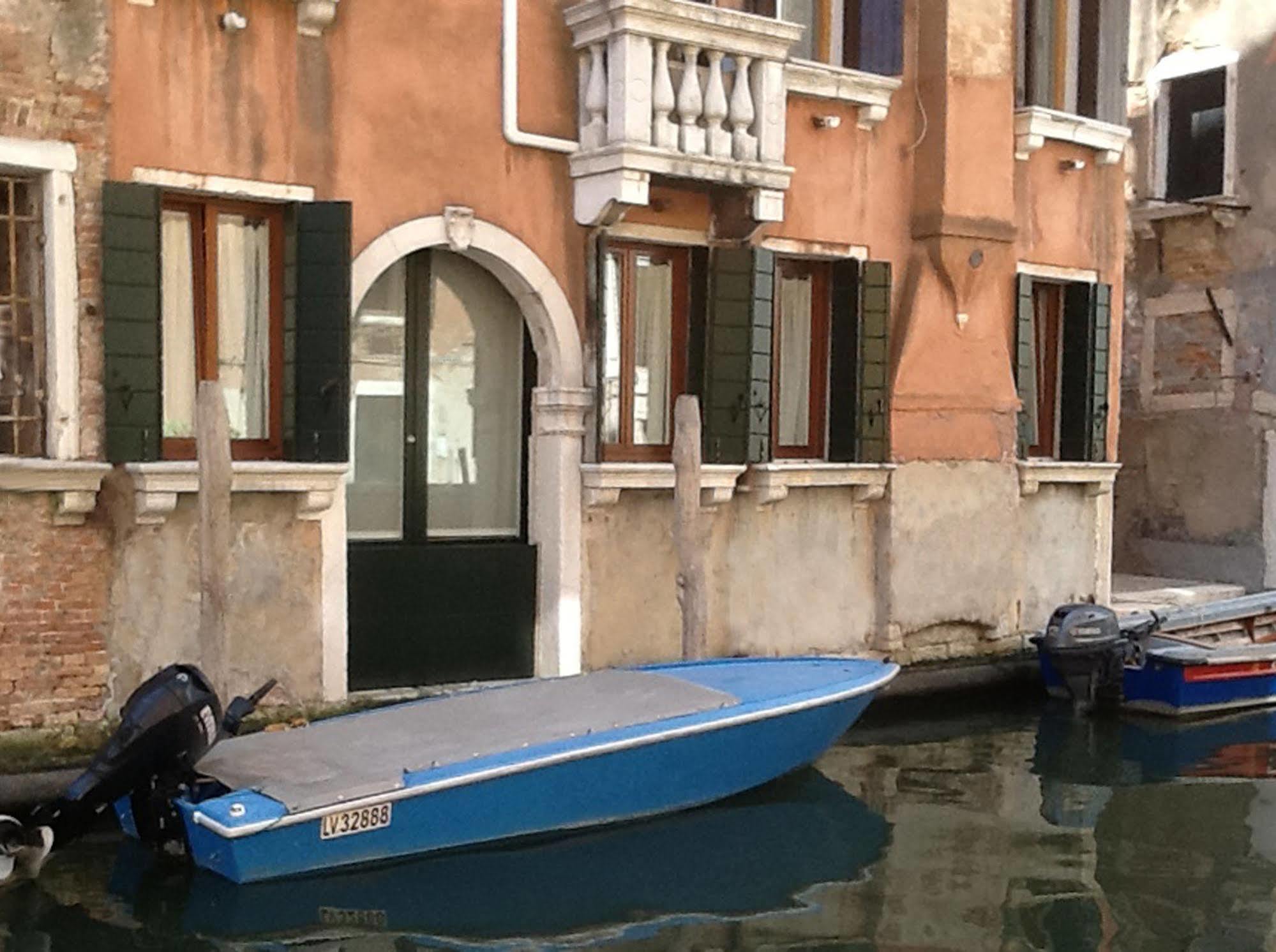 Apartamento La Coccola Venecia Exterior foto